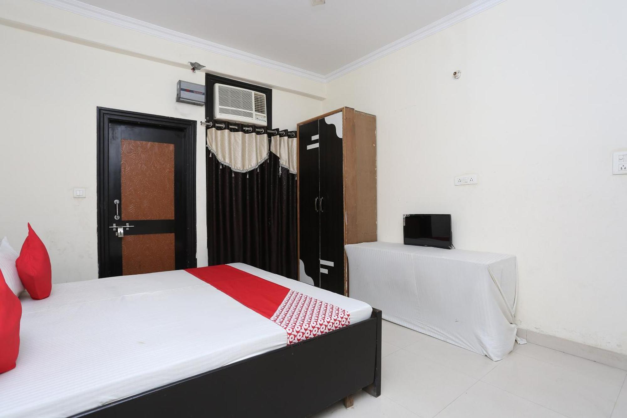 Oyo 40446 Yas Residency Hotel Alīgarh Exterior foto